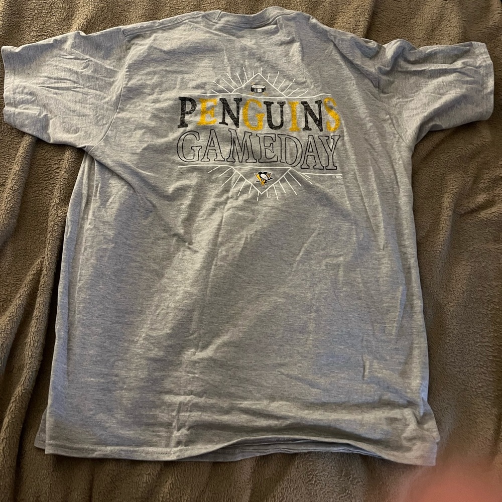 PITTSBURGH PENGUIN TSHIRT